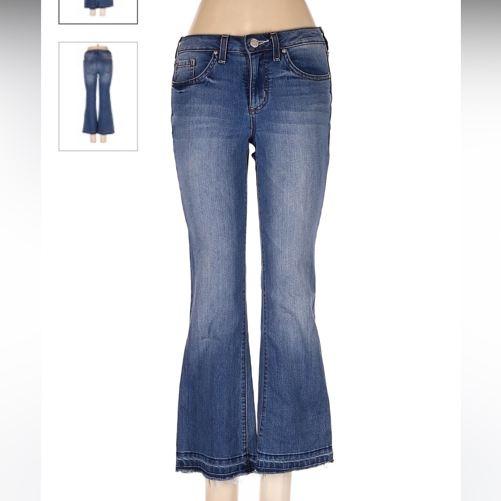 Jessica Simpson cropped flare